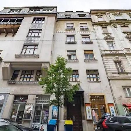Studio Apartman Budapest Sziveben Экстерьер фото